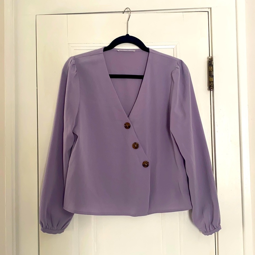 LIKE NEW dusty lilac shirt